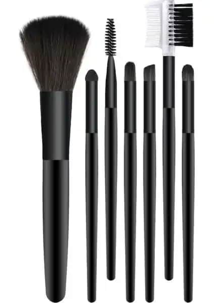 Makyaj Fırça Setleri Karşılaştırması: 7'li ve 20'li Profesyonel Setler