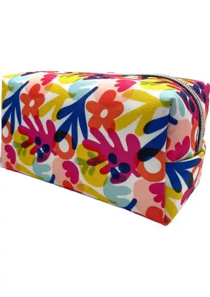 Seyahat Kozmetik Çantaları Karşılaştırması: Differ Studio ve Ecoform Ürünleri Analizi