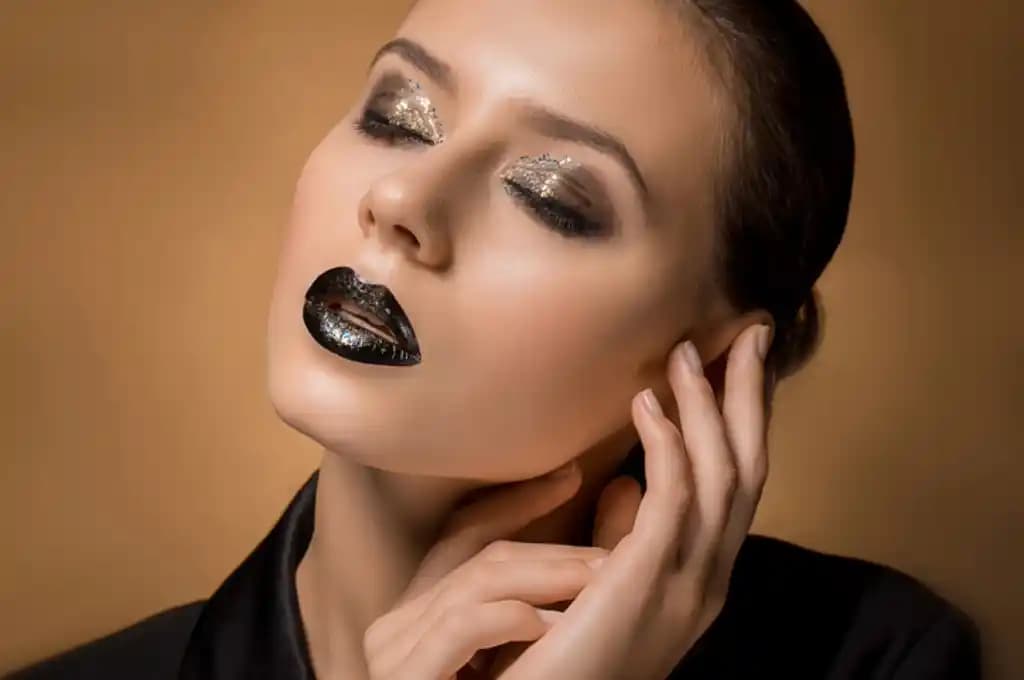 2024 Göz Makyajı Trendleri ve Uygulama İpuçları