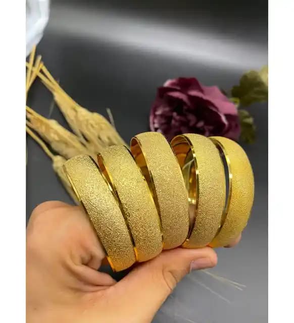 Altın Kaplama Bilezikler: Çeşitleri, Özellikleri ve Hediye Seçenekleri