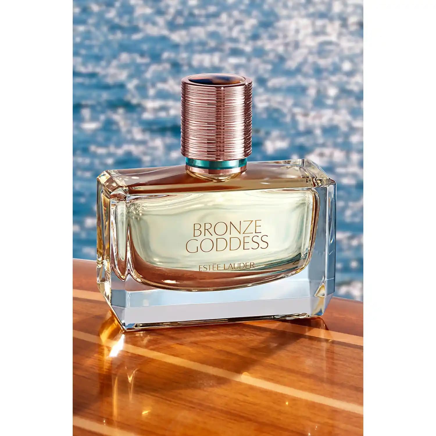 Bronz Goddess Ferah Yaz Parfümü: Hafif ve Enerjik Kokularla Yaz Aylarının Favorisi