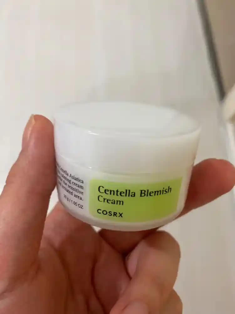 Centella Asiatica İçerikli Doğal Kremler: Cilt Yenileme ve Yatıştırıcı Etkiler