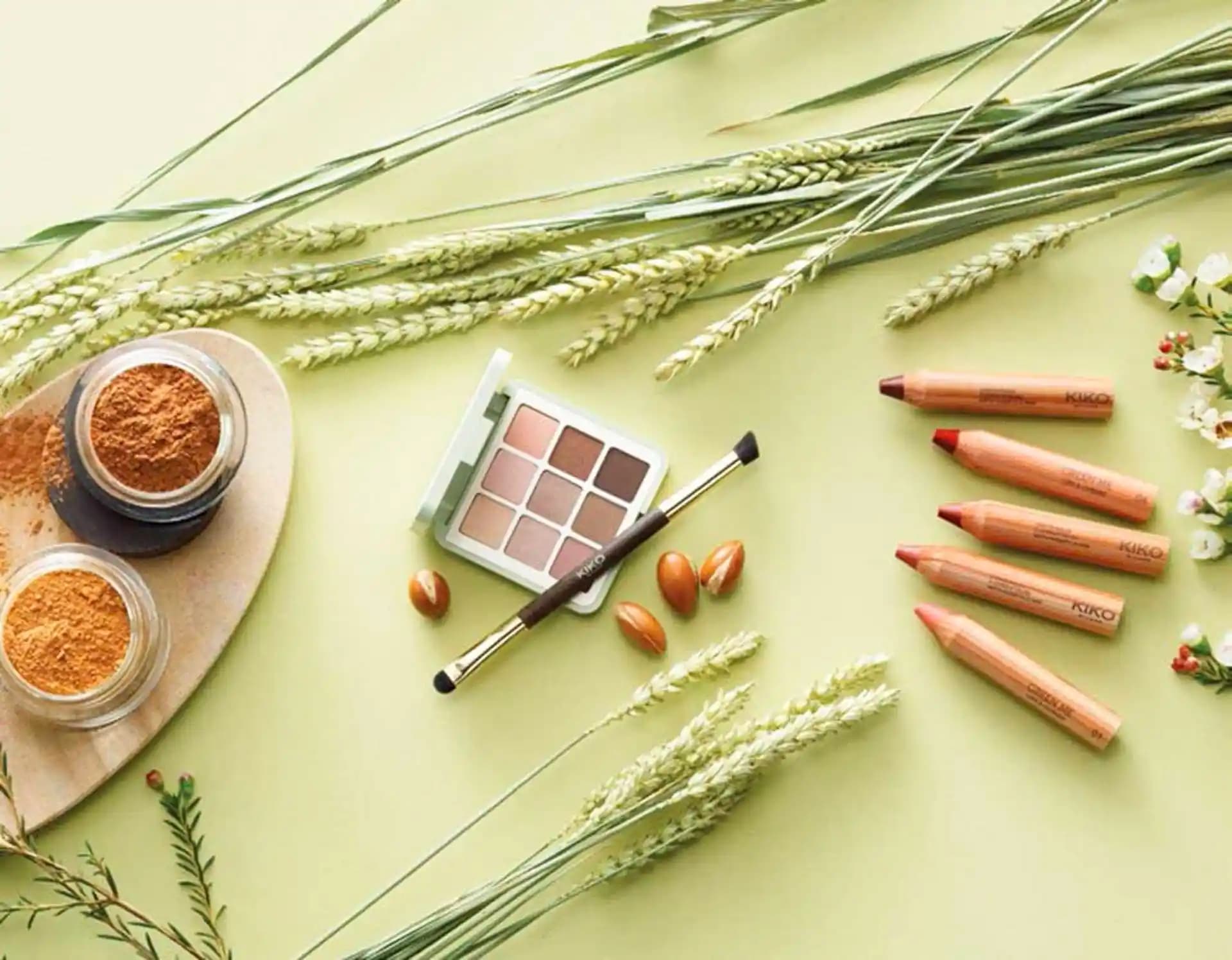 Doğadan İlham Alan Güzellik Ürünleri: Doğal Bileşenlerle Sağlıklı Cilt ve Saç Bakımı