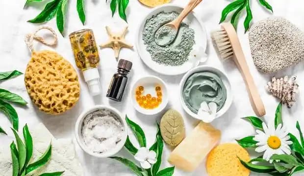 Doğal Kozmetik Ürünleri ve Güçlü Etkileri: Trendler ve Tüketici Tercihleri