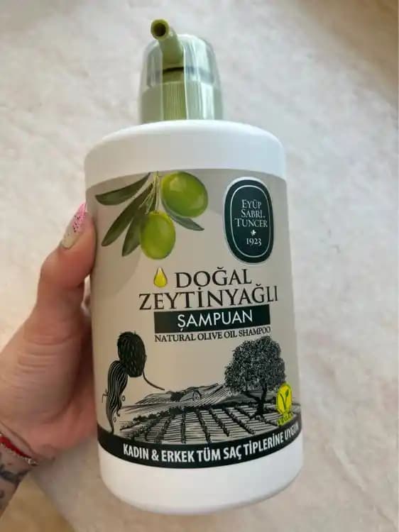Doğal Zeytinyağlı 2'li Şampuanlar Saç Sağlığını Destekleyen Doğal Bakım Ürünleri