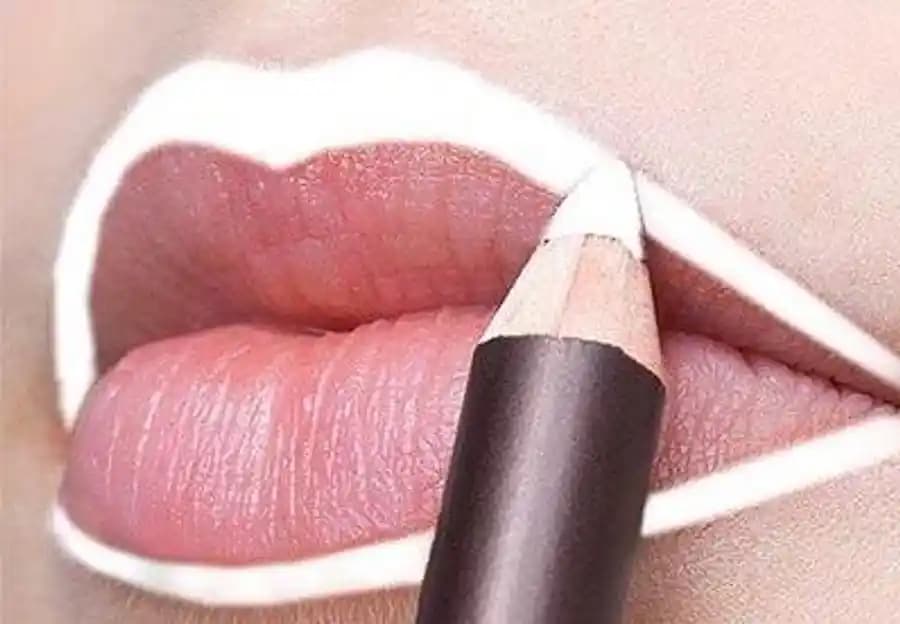 Dudak Dolgunlaştırma ve Parlaklık İçin Etkili Yöntemler ve Bakım İpuçları