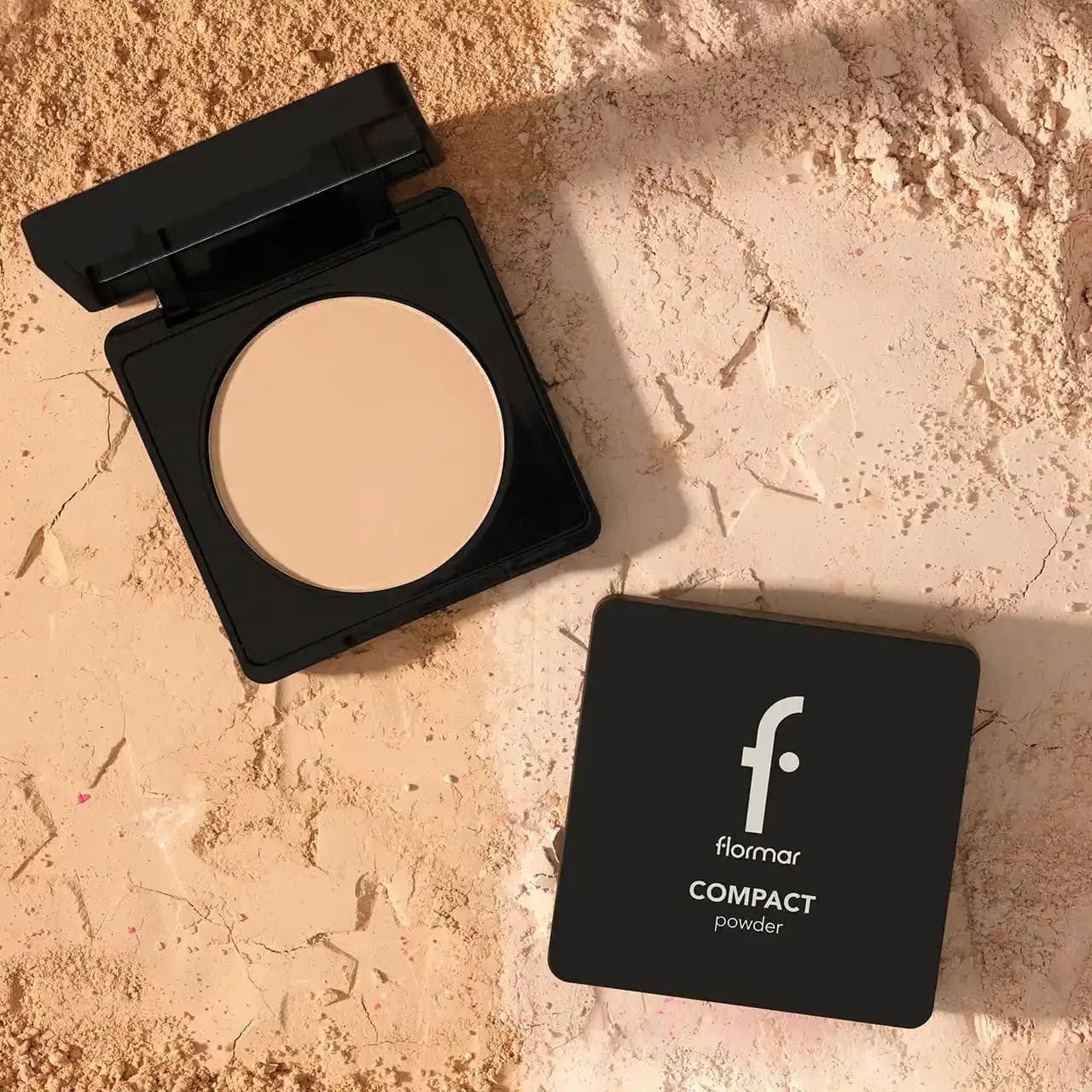 Flormar Kusursuz Bitişli Pudra ile Doğal ve Mat Görünüm Sağlayan Makyaj Ürünü