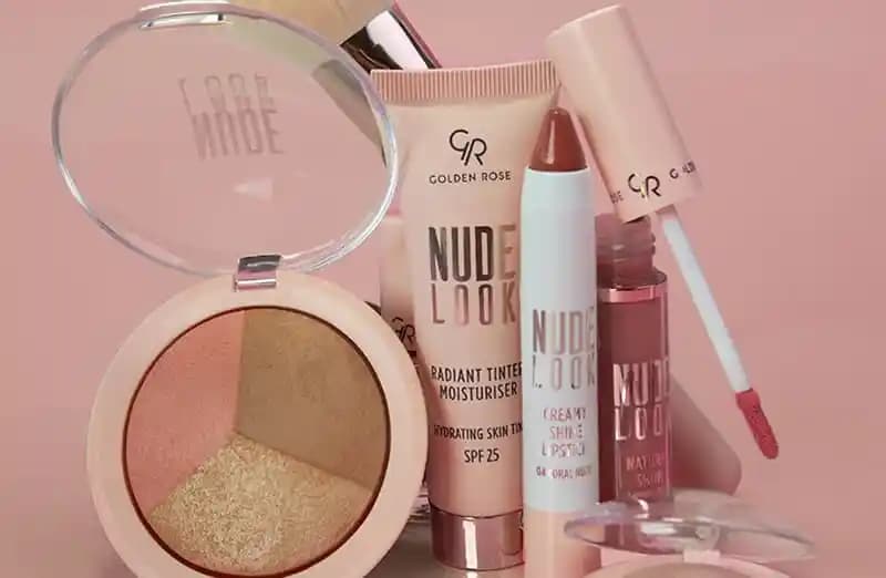 Golden Rose ile Günlük Makyajda Doğal ve Hafif Görünüm Elde Etme Rehberi