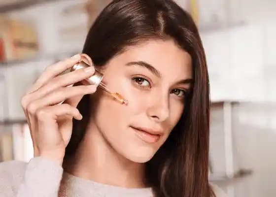 Göz Çevresi Bakımında Güncel ve Etkili Yöntemler ve Temel İlkeler