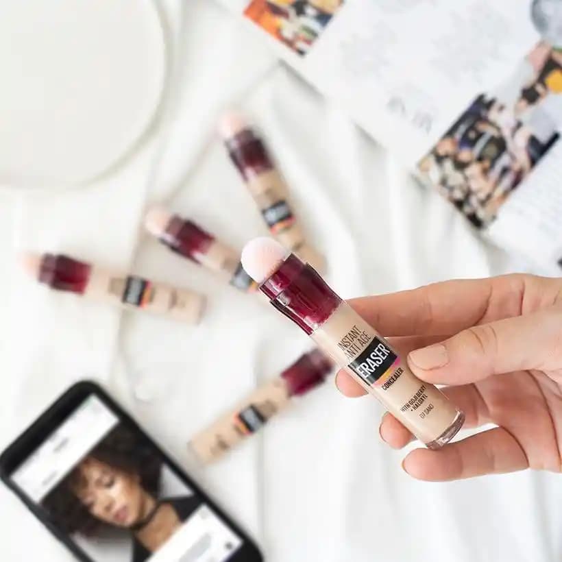 Göz Çevresi Işık Verme Kapatıcıları: Doğal ve Etkili Bakım Yöntemleri