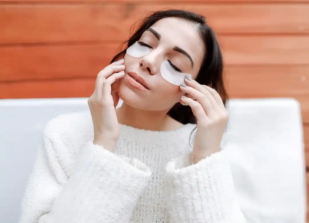 Göz Çevresi Kaz Ayaklarını Azaltma Yöntemleri ve Bakım İpuçları