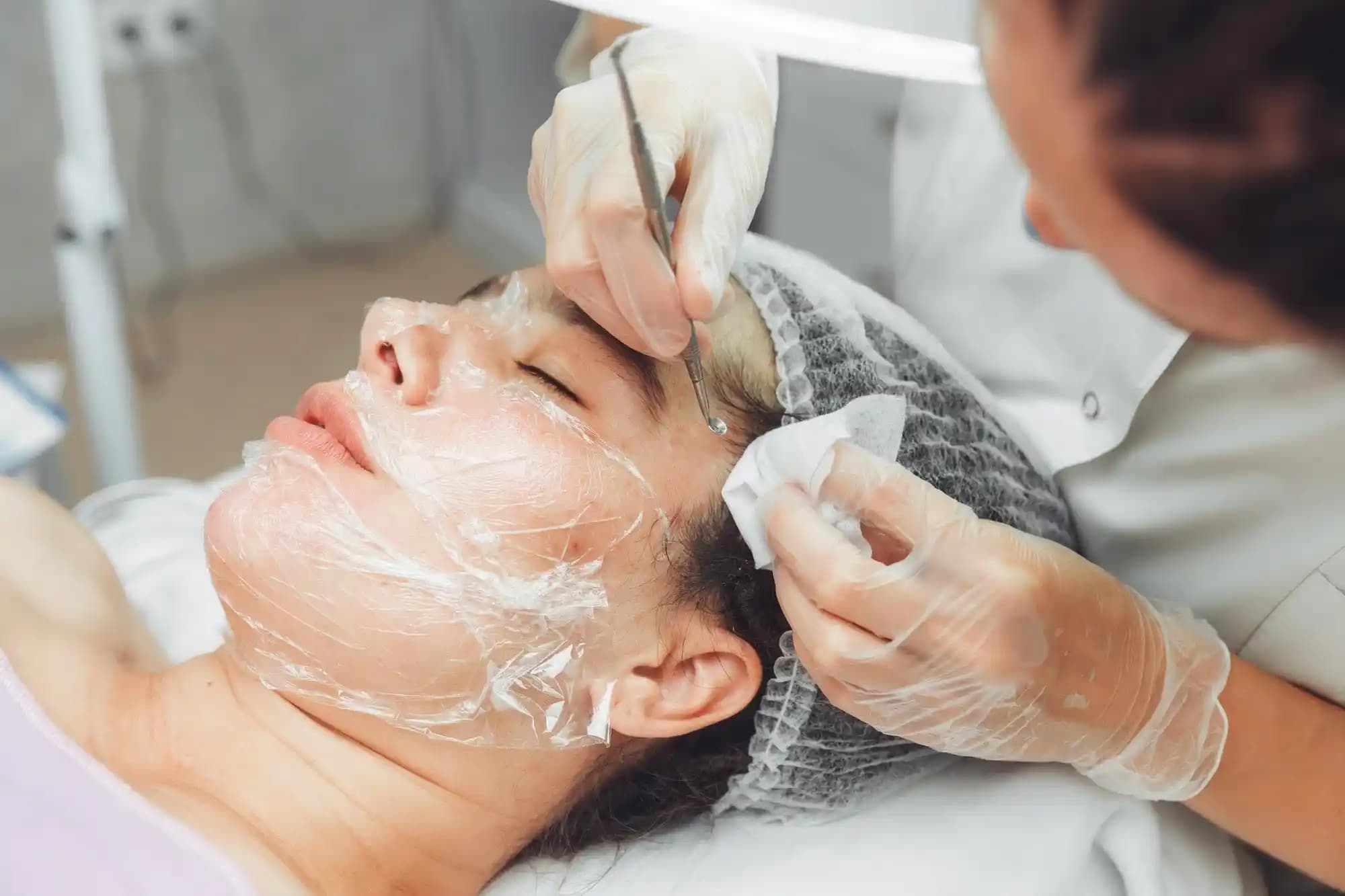 Gözenek Bakımı ve Temizleme Yöntemleri Cilt Sağlığını Koruma Rehberi