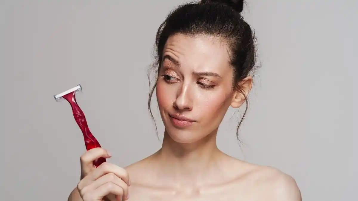 Güncel Tüy Azaltma Yöntemleri: Modern Teknolojiler ve Doğal Çözümler