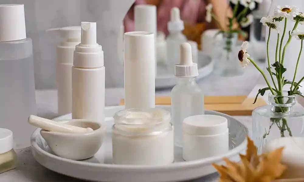 Güzellik Ürünlerinin Kültürel ve Tarihsel Gelişimi Üzerine Derinlemesine İnceleme