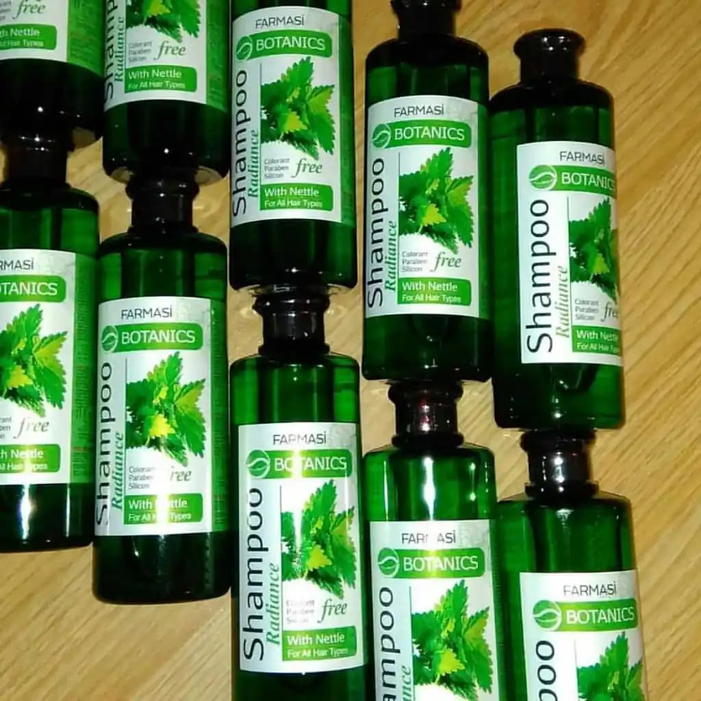 İçeriğinde Isırgan Otu Bulunan Doğal ve Kimyasal İçermeyen Şampuan Alternatifleri