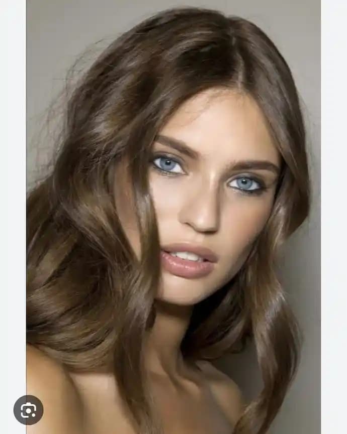 Koyu Kumral Kahve Saç Rengi Seçenekleri ve Bakım İpuçları