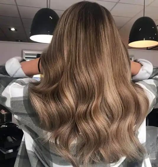 Kumral Bej Saç Modası ve Trendleri Güncel Güzellik Yaklaşımları