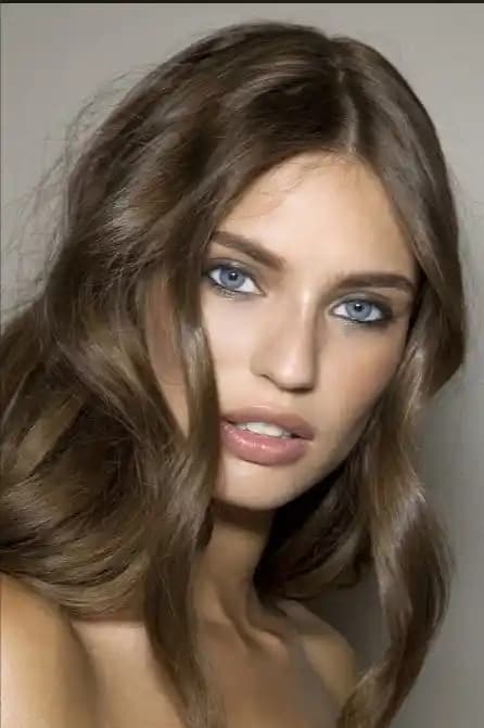 Kumral Kahve Saç Rengi ve Doğal Görünüm İçin Bakım ve Stil İpuçları