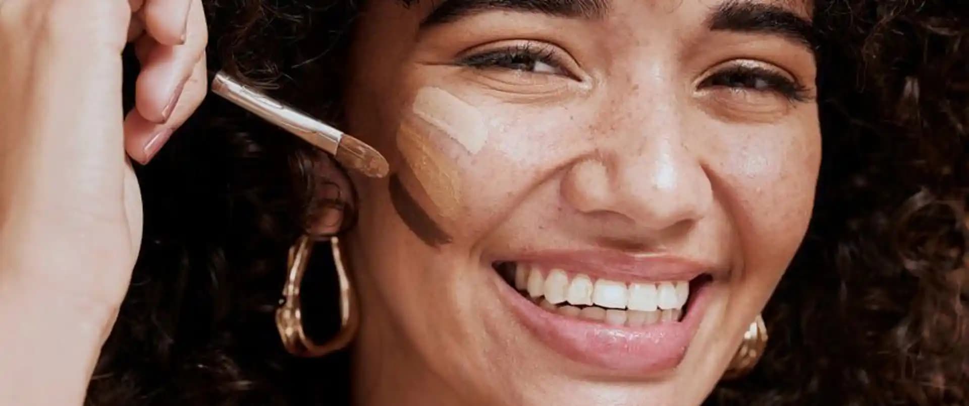 Makyajda Güncel Trendler ve Fondöten Seçiminde Dikkat Edilmesi Gerekenler