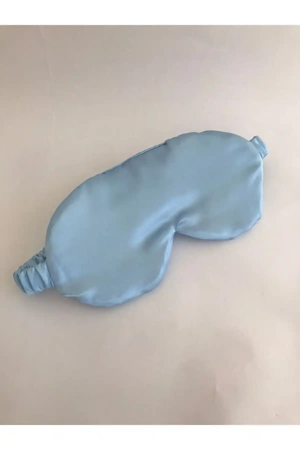 Pratik Uyku Bandı ve Işık Engelleyici Özellikleri ile Kaliteli Uyku Sağlama