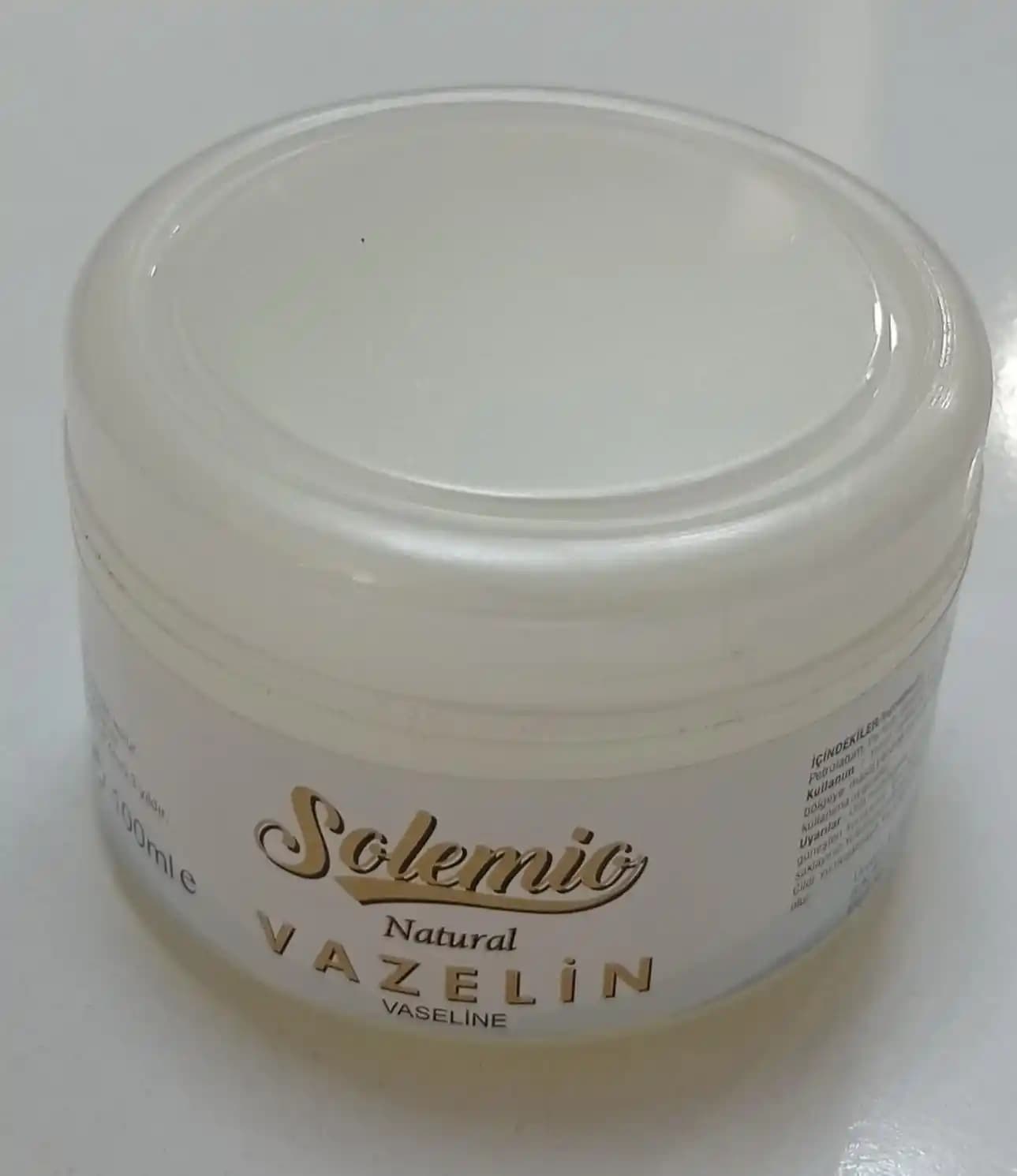 Vazelin Kullanımı ve Yaralara Uygunluğu: Cilt Bakımında Etkili ve Güvenli Yaklaşımlar