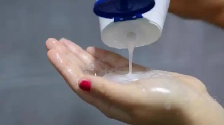 Saç Sağlığını Koruma ve Doğru Şampuan Kullanımı Rehberi