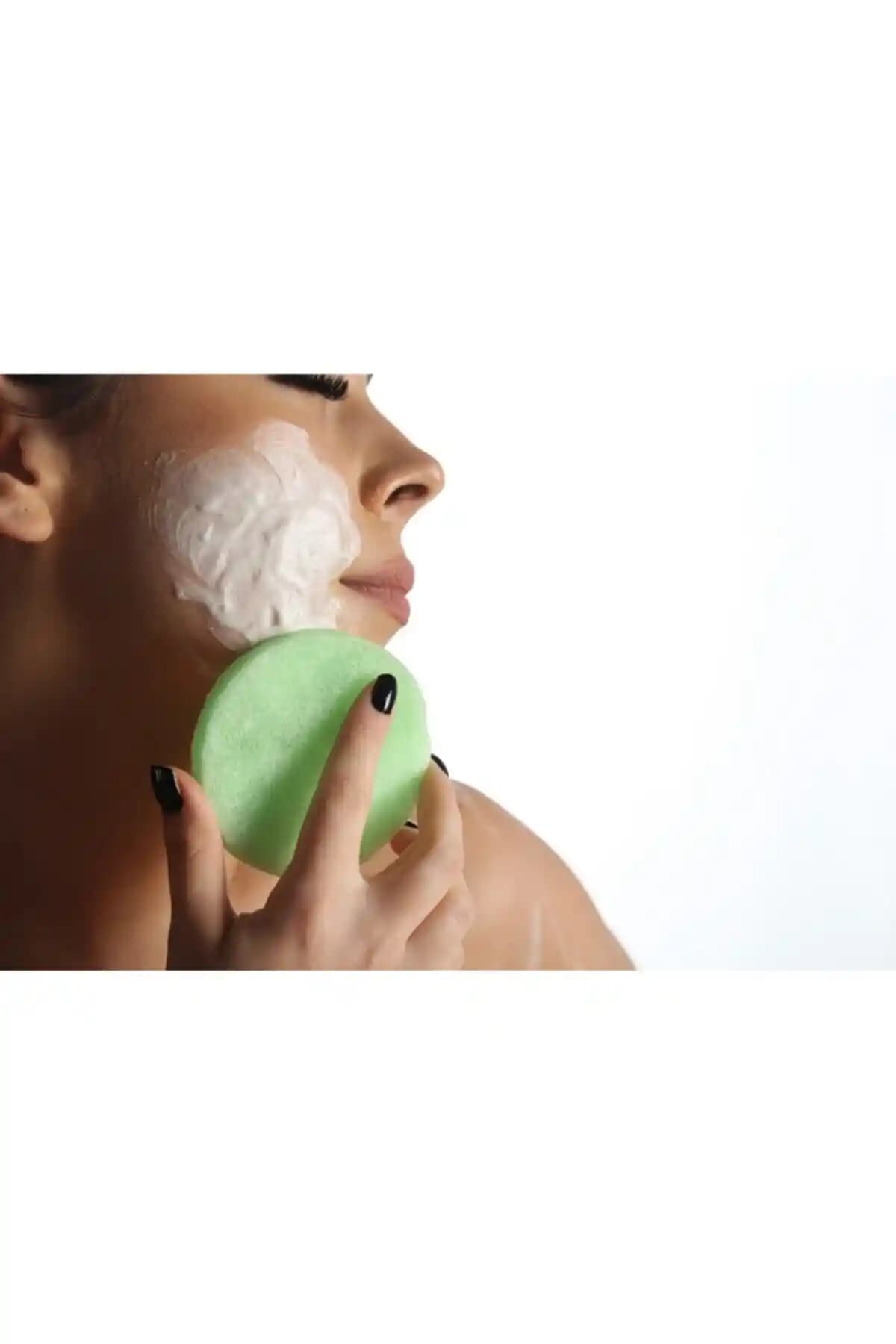 Aktürk Osmanlı Sabunu Yüz Temizleme Süngeri ile Doğal ve Etkili Cilt Temizliği Sağlayın