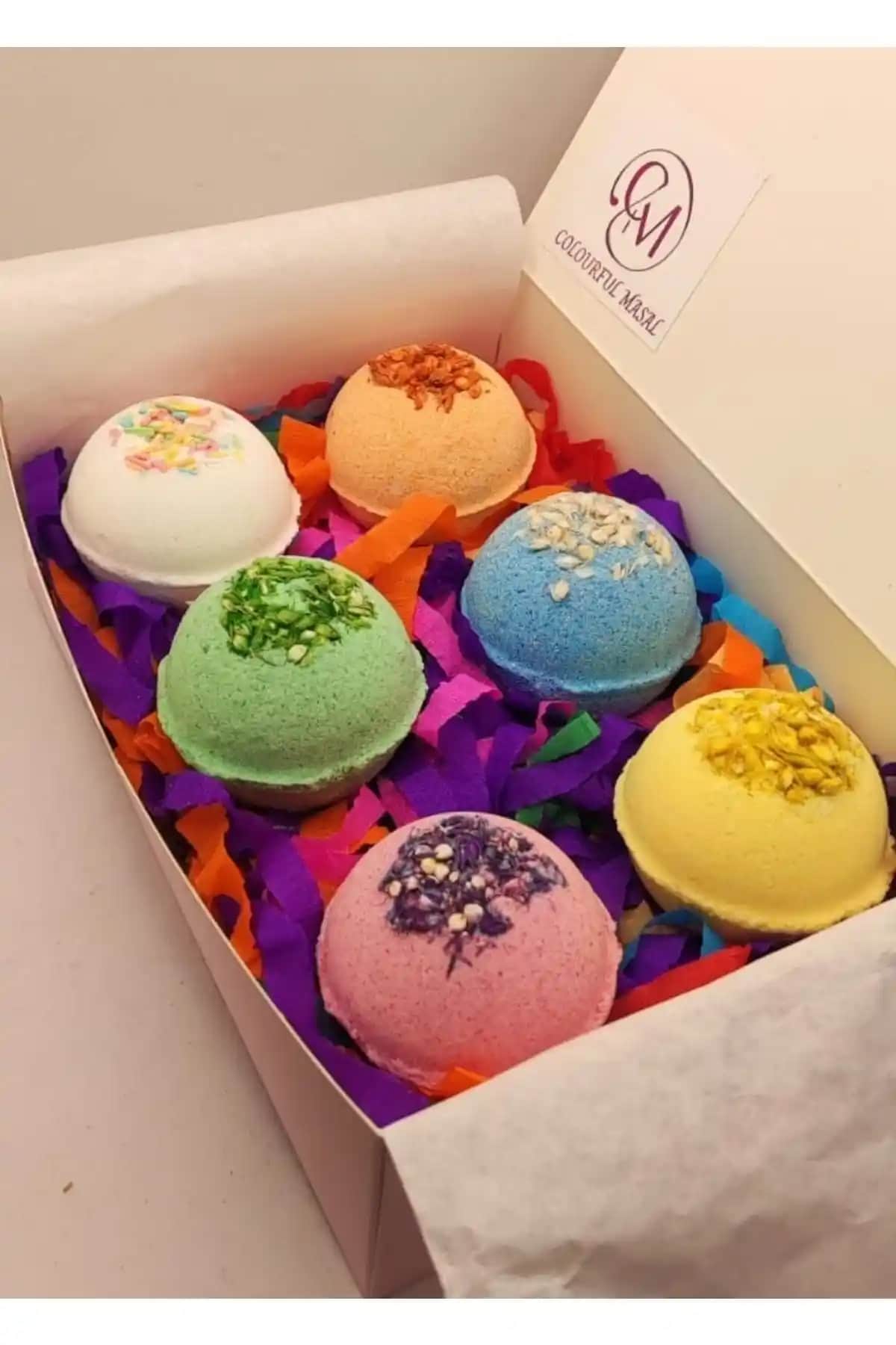 Banyo Bombası Karşılaştırması: COLOURFUL MASAL ve Super Bath Bomb'un Özellikleri ve Kullanıcı Yorumları