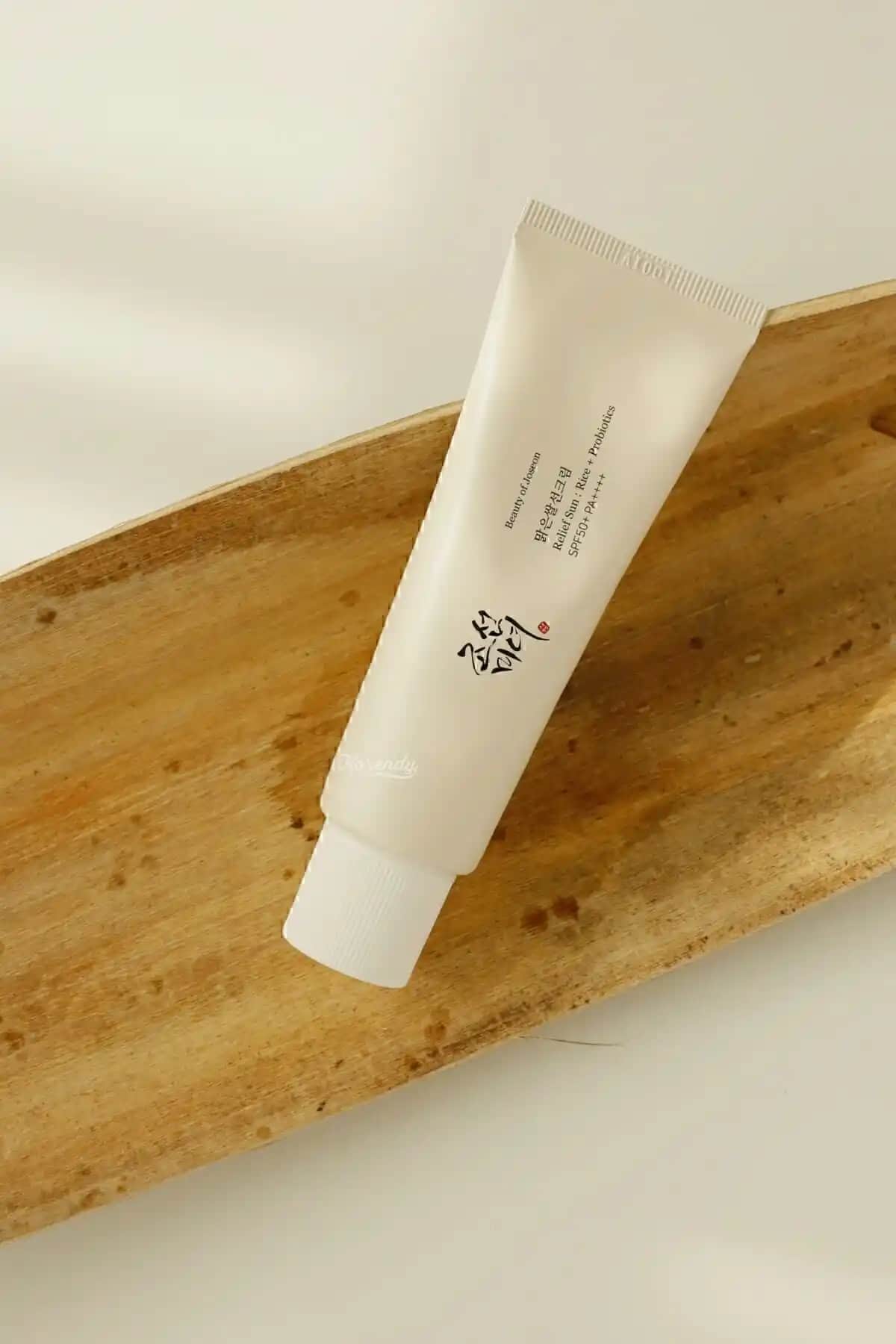 Beauty of Joseon ve Skin1004 Güneş Kremleri Karşılaştırması: Hassas Ciltler İçin En İyi Seçenekler