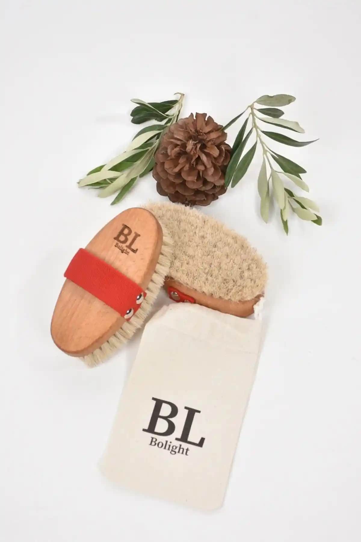 Bolight ve MareQuante Doğal At Kılı Fırçaları Karşılaştırması ve Kullanım Önerileri