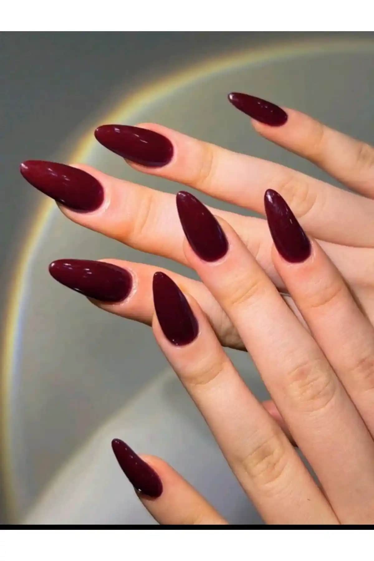 ELNİL BUTİK 24'lü Takma Tırnak Setleri Estetik ve Pratik Kullanım İmkanı Sunar