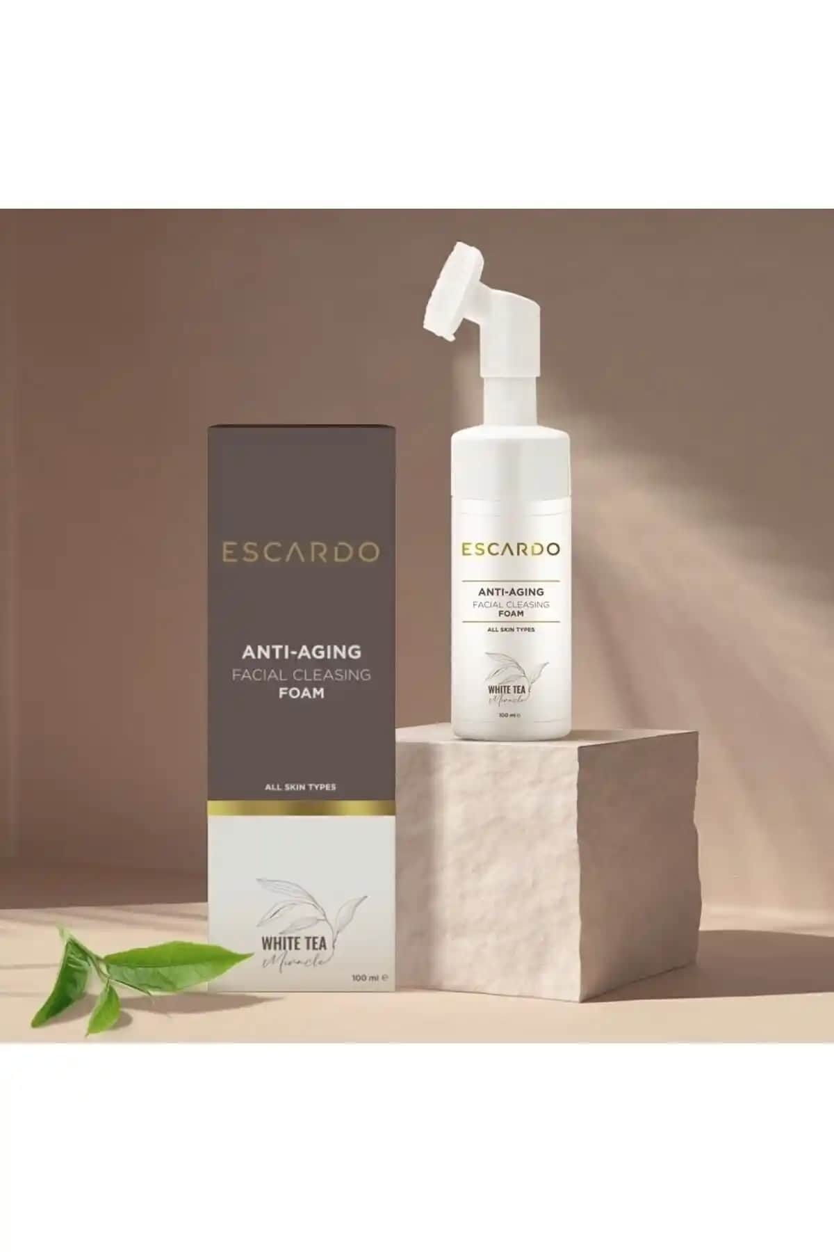 ESCARDO Kendinden Fırçalı Yüz Temizleme Köpüğü: Doğal ve Etkili Temizlik Çözümü