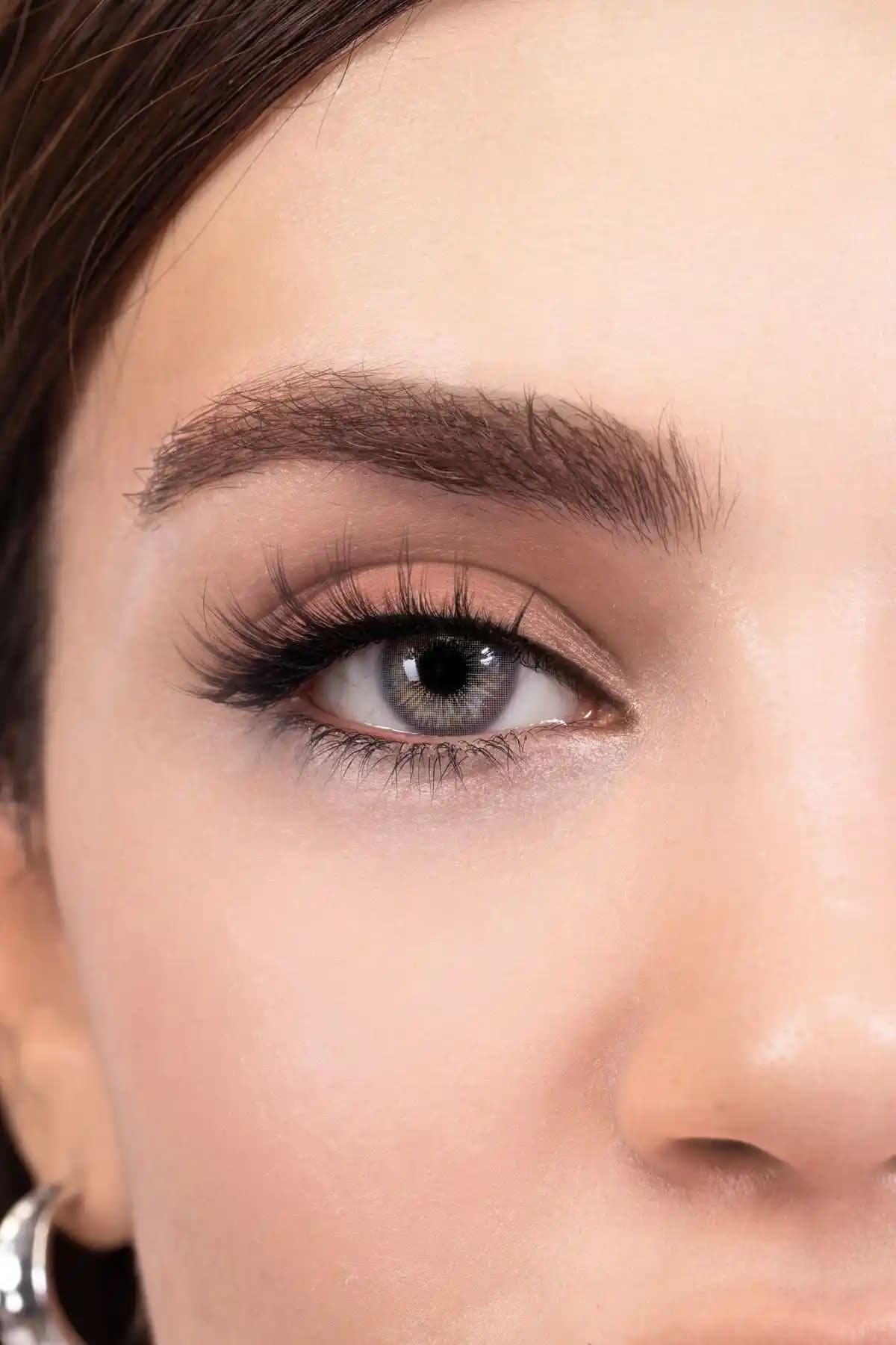 Kendinyaphobi Doğal Takma Kirpik: Kolay Uygulama ve Doğal Görünüm Sağlayan Ürün