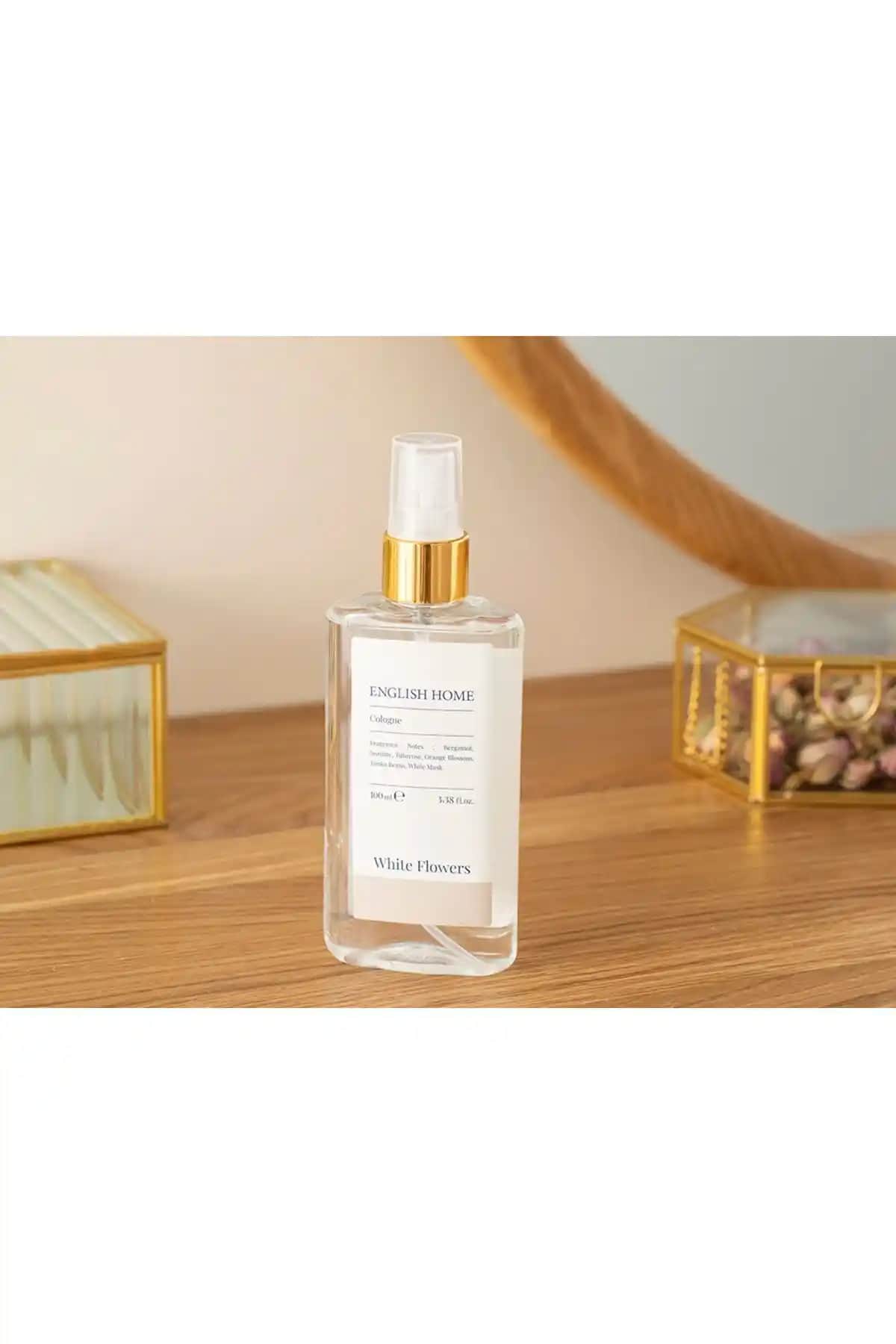 Kolonya Karşılaştırması: English Home Beyaz Çiçekler ve Genel Markalar Paris Lt Piver