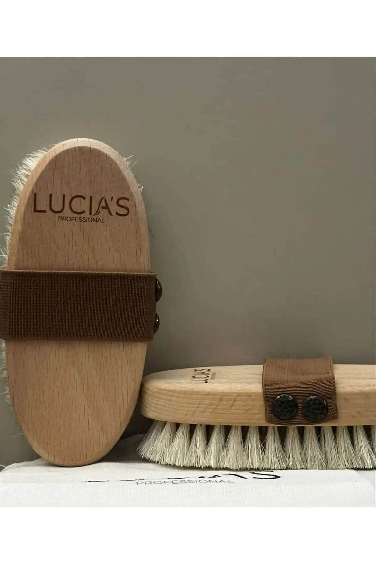 LUCIAS PROFESSIONAL ve Naturawell Doğal At Kılı Fırça Karşılaştırması: Selülit ve Cilt Bakımında Etkili Tercihler