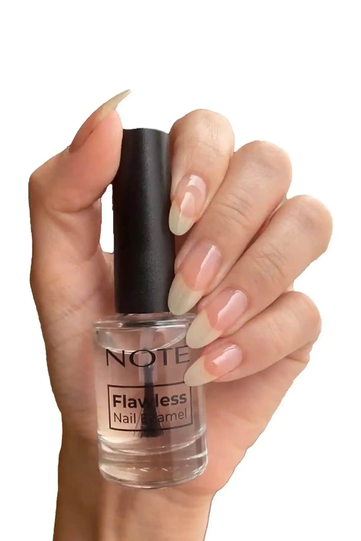Note Cosmetics Nail Flawless Serisi ile Doğal ve Parlak Tırnaklar İçin Güvenli Oje Seçenekleri
