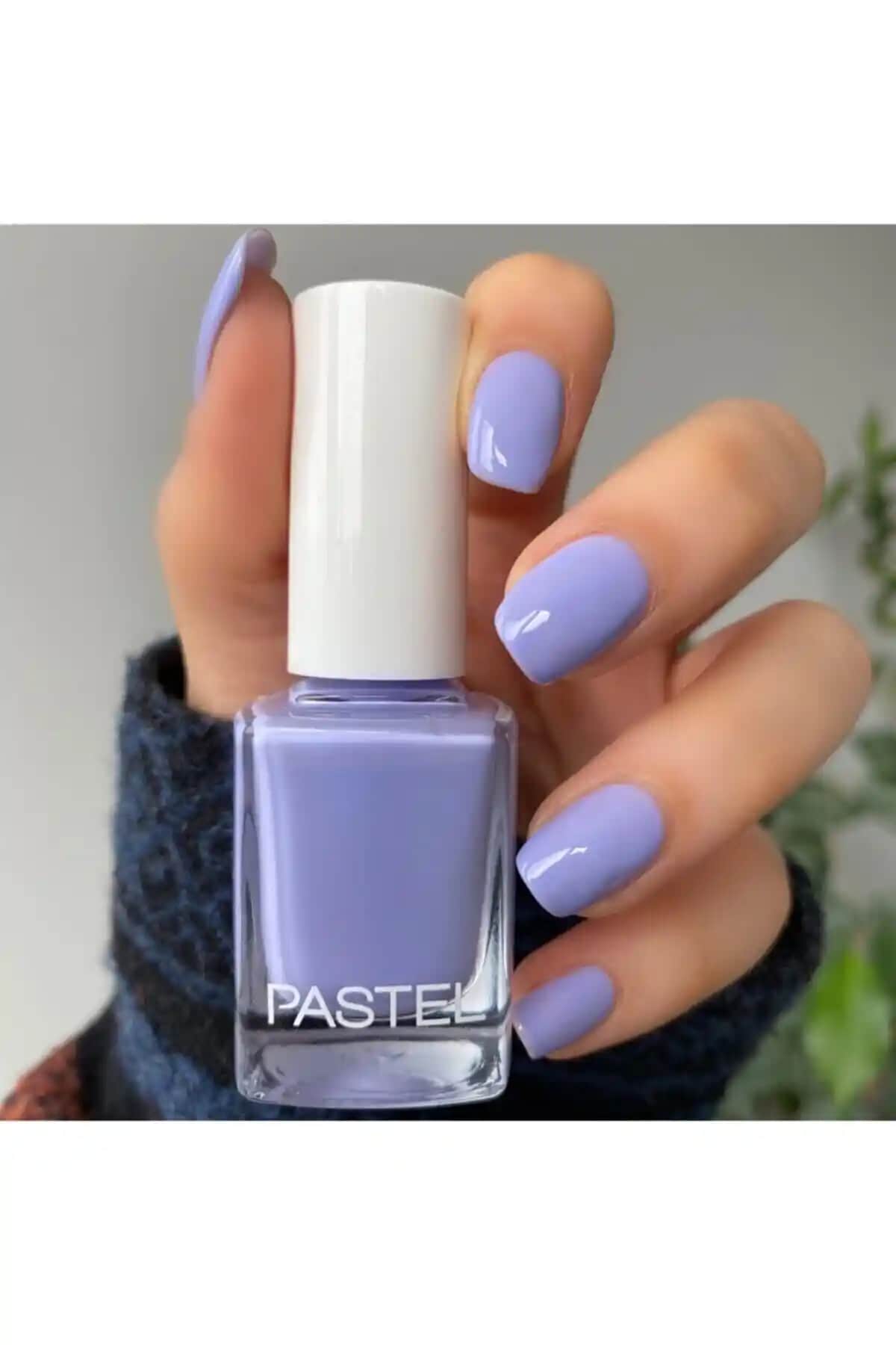 Pastel No:142 Lila Oje: Zarif ve Kalıcı Mor Renk Seçeneği