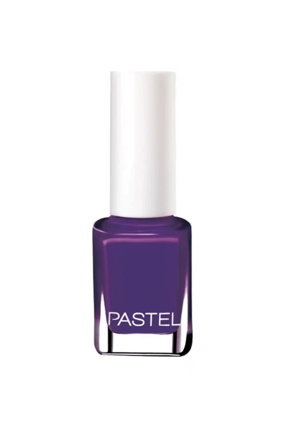 Pastel Oje 49: Renk ve Kalitenin Buluşması ile Şık Tırnaklar İçin Ideal Seçenek