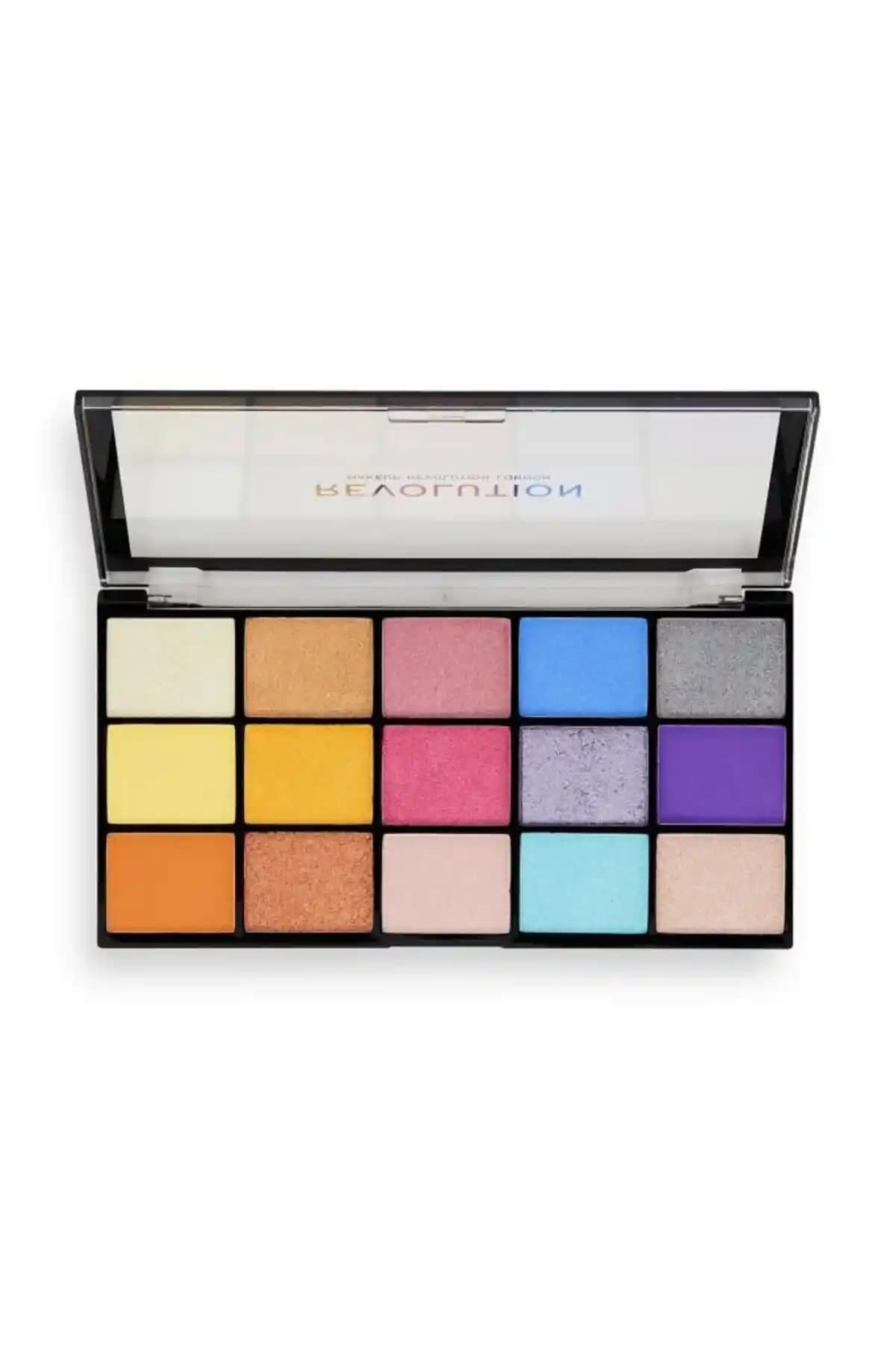 Revolution Reloaded ve Ultra Sugar And Spice Makyaj Paletleri Karşılaştırması