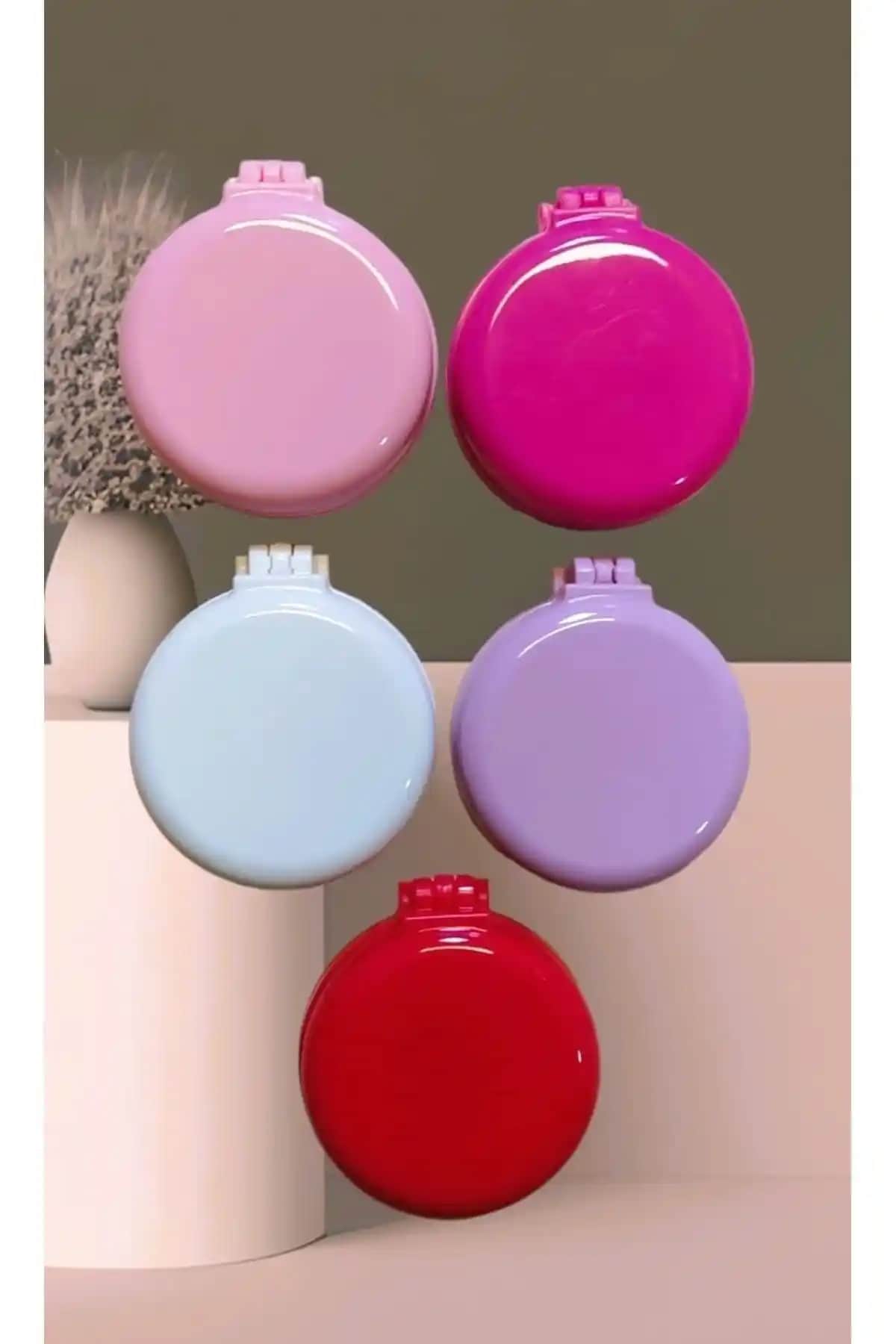 Saç Bakımında Pratiklik: Monicate ve Safestore Katlanabilir Aynalı Fırçaların Karşılaştırması