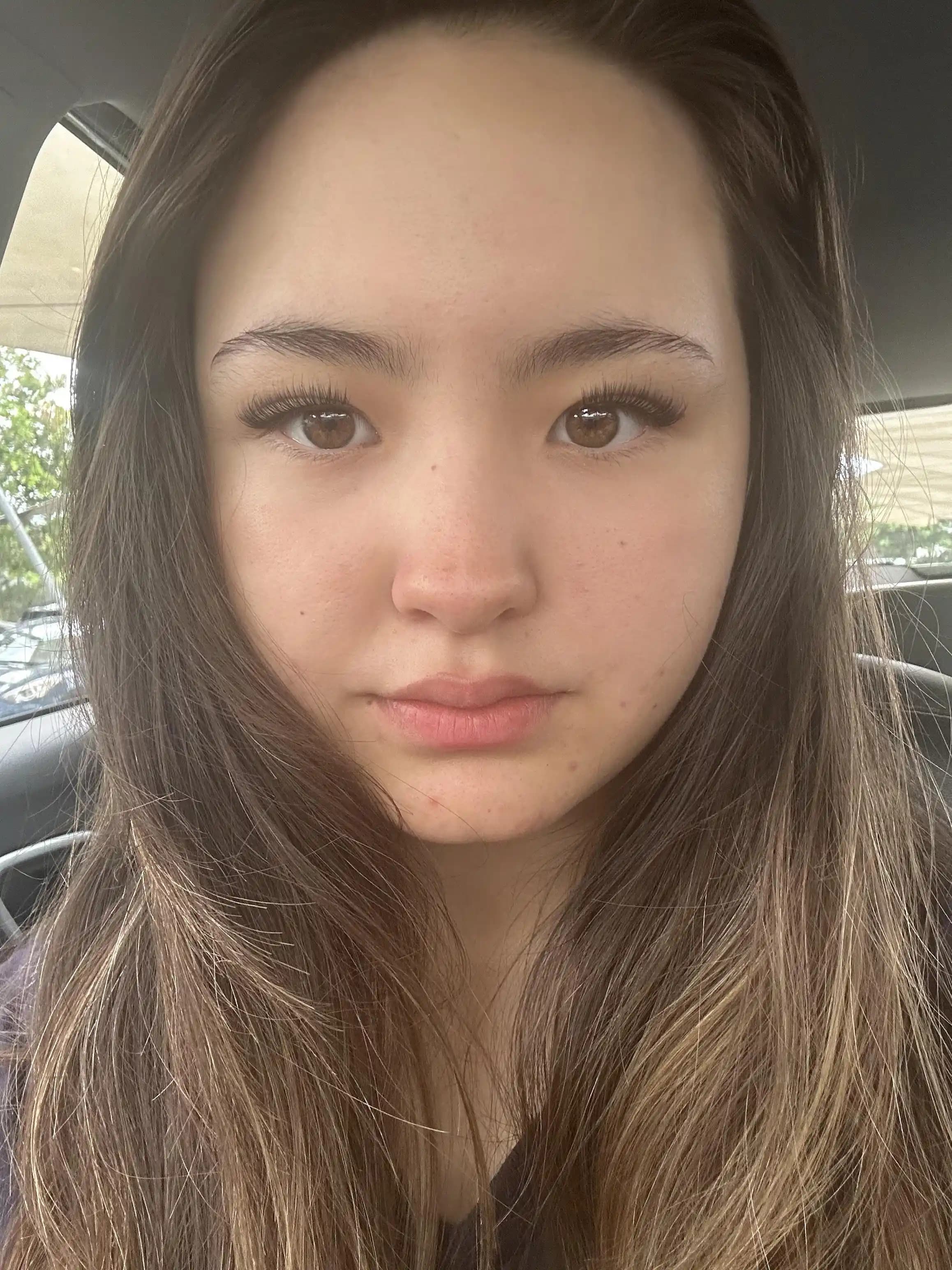 Asya Yüz Hatlarına Uygun Makyaj Teknikleri ve Ürün Seçimleri