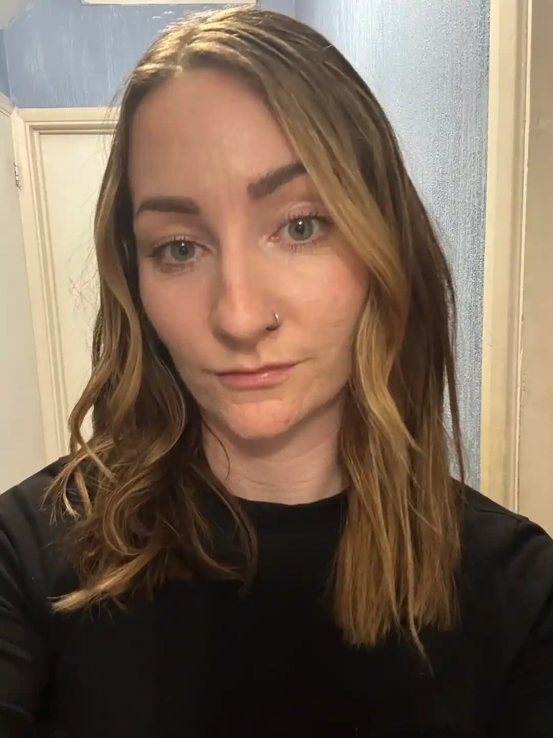 Glow Up İçin Etkili Makyaj, Cilt ve Saç Bakım Teknikleriyle Parlak Görünüm