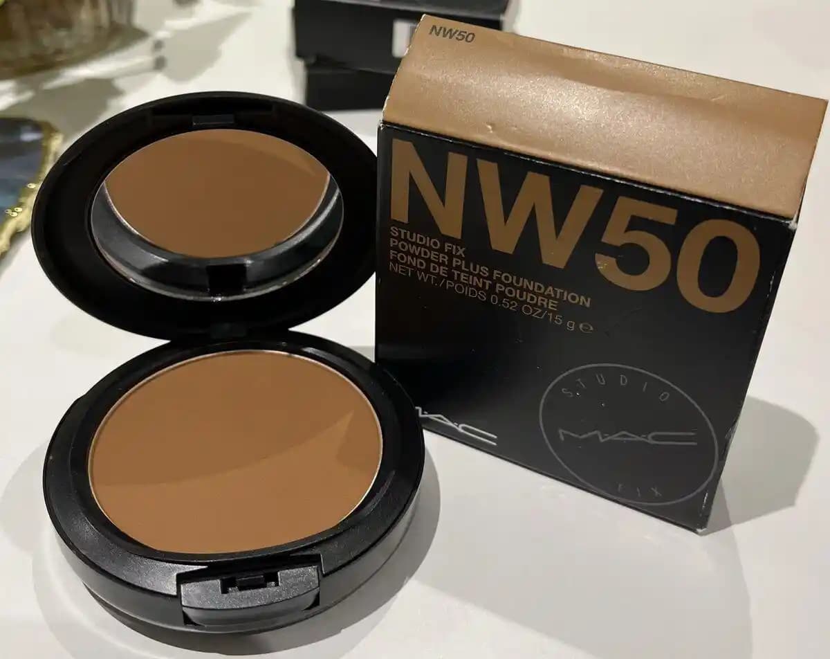 MAC Studio Fix Plus Pudra Reformülasyonu ve Derin Ten Tonlarına Etkileri