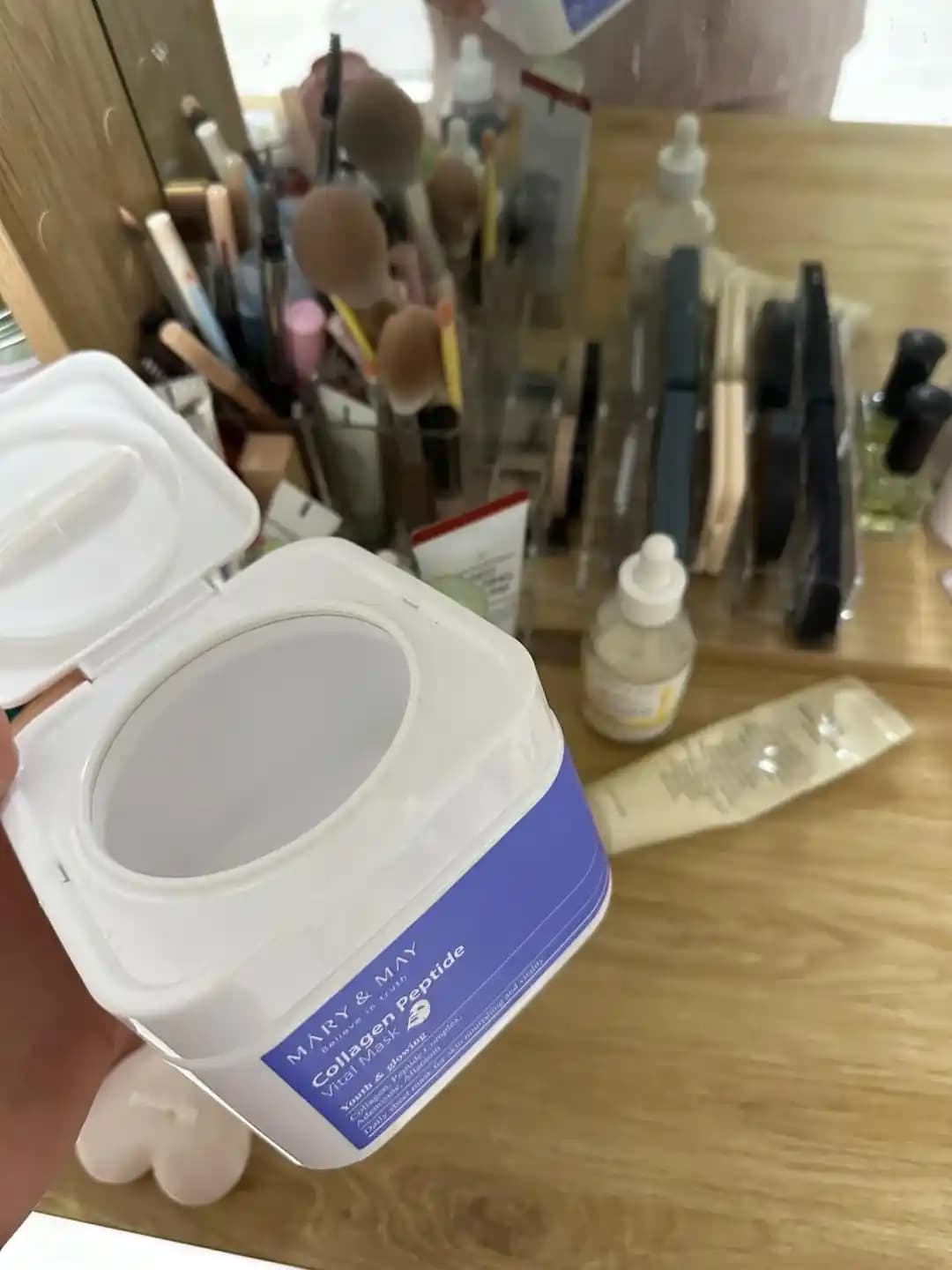 Mary & May Collagen Peptide Vital Mask ve Günlük Sheet Mask Kullanımının İncelenmesi