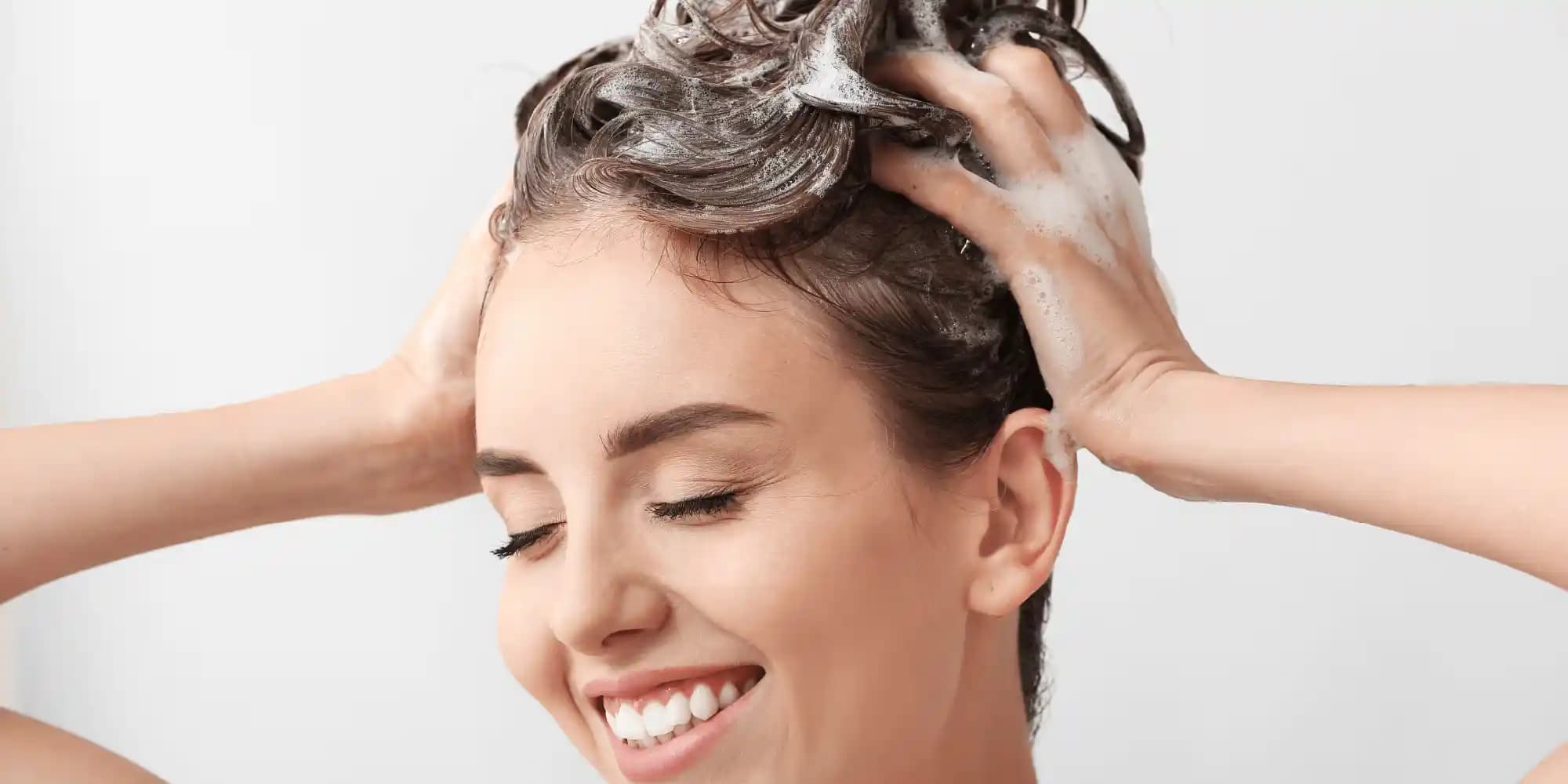 Saç Yıkamada Sıcak ve Soğuk Su Kullanımının Saç Sağlığına Etkileri ve Bilimsel Yaklaşımlar