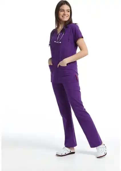 Sağlık Çalışanları İçin En İyi Formalar: Çatı Medikal ve Çizgi Medikal Karşılaştırması