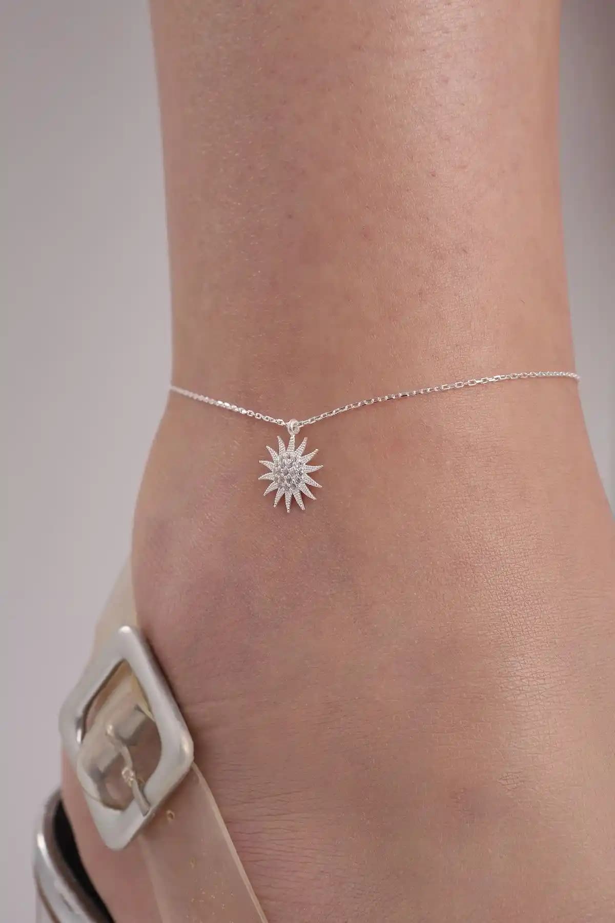 925 Ayar Gümüş Zirkon Taşlı Güneş Modeli Halhal - Zarif ve Dayanıklı Takı Seçeneği