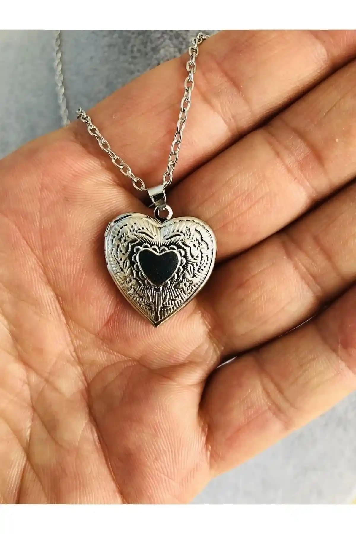 Açıkmeşe ve İYİ MODA Kalp Desenli Kolye Karşılaştırması ve Seçim Rehberi