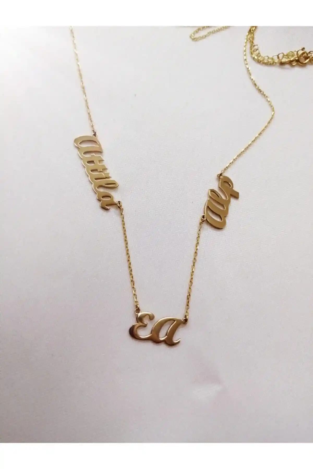 Altın Kaplama ve Gümüş Kolye Karşılaştırması: Hangi Ürün Sizin İçin Uygun