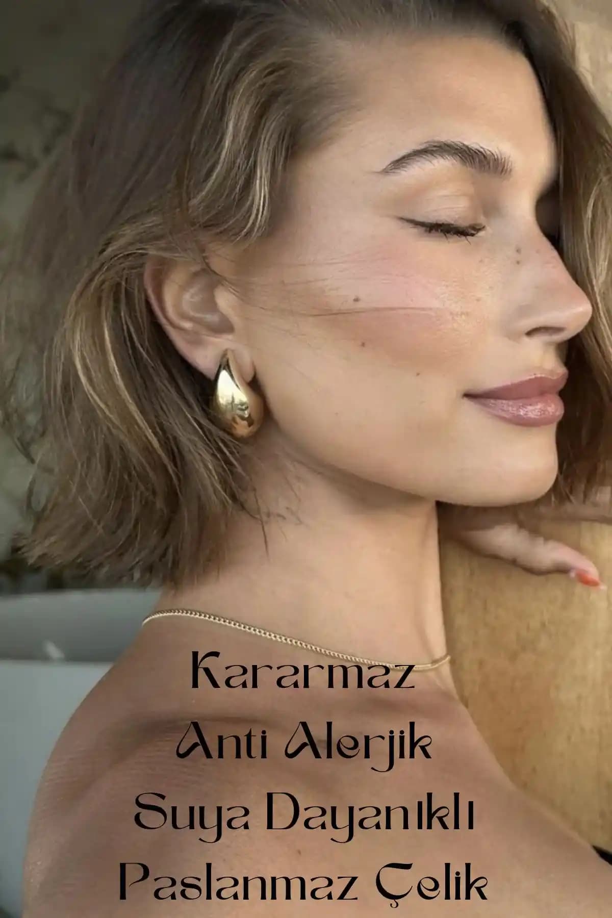 Aslı Jewelry Göz Yaşı Gold Damla Çelik Küpe ve Yalı Çapkını Pelo Küpe Karşılaştırması